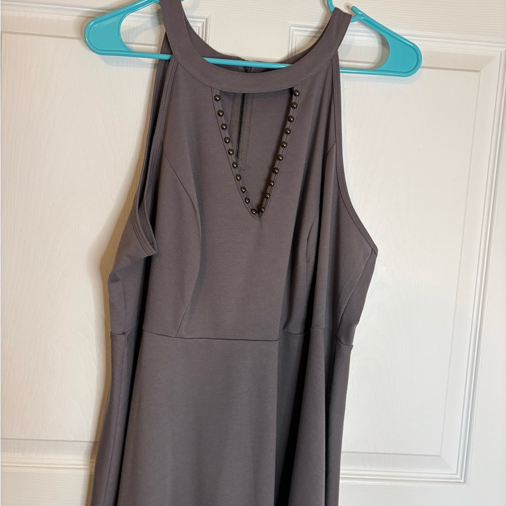 Torrid Sleeveless Gray Halter Tank with Studded V-Neck
